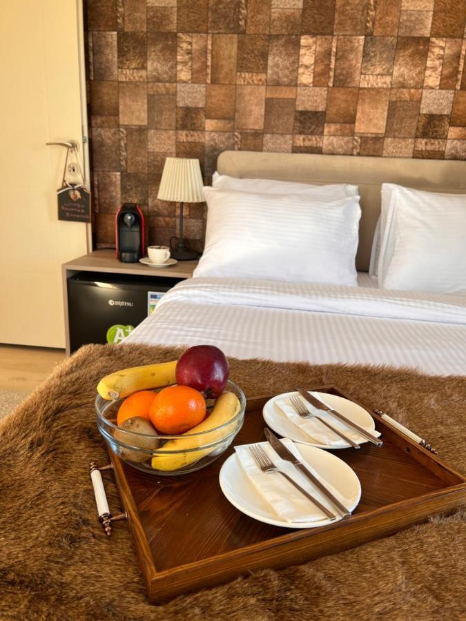 B. Equine Range Hotel Narlidere Exterior foto